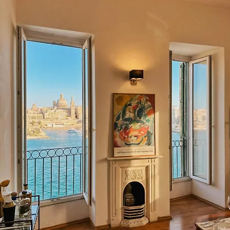 Postcard Penthouse Апартаменты
